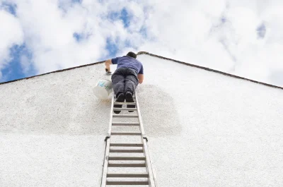 Peinture extérieure à Saint-André-de-Vézines — façades et ravalement
